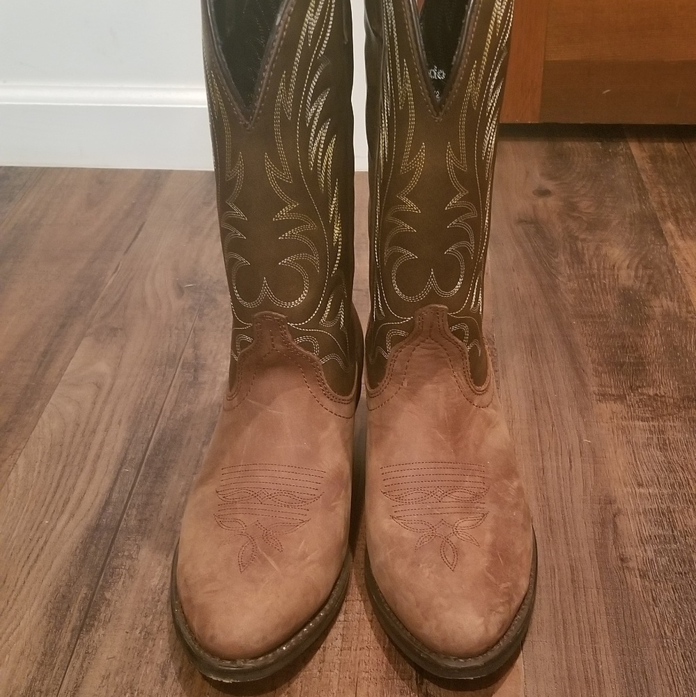 Laredo cowboy boots